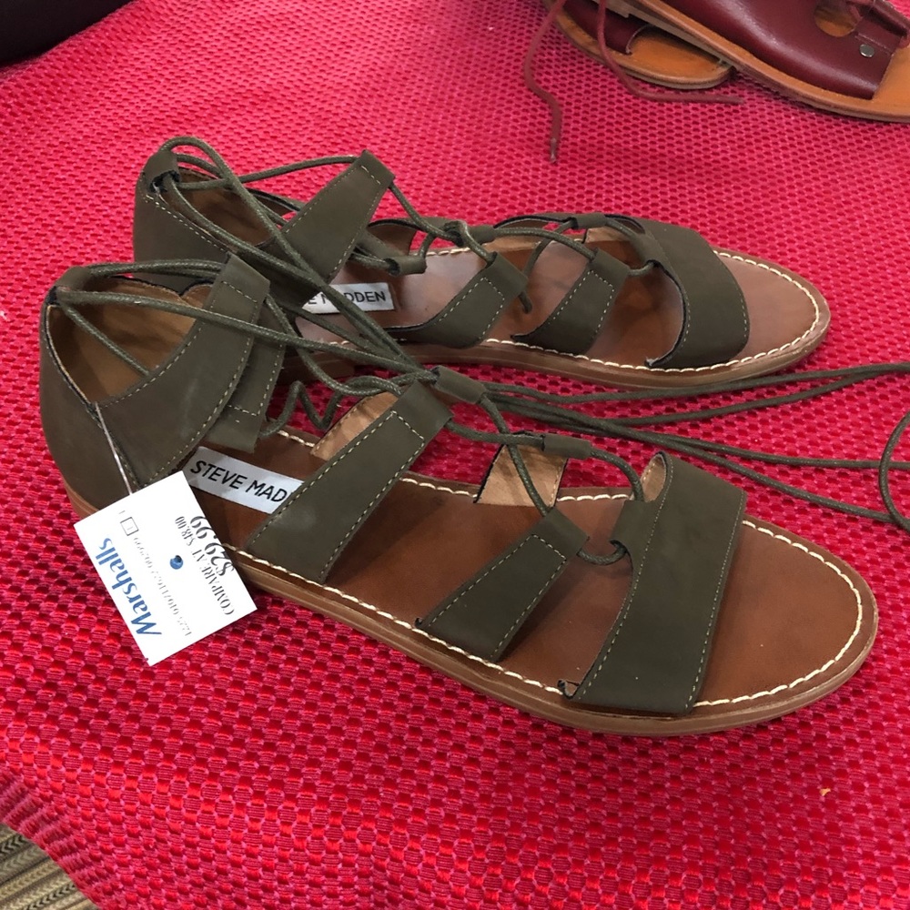 NWT Olive green Steve Madden Lace Up Sandals 7 1/2